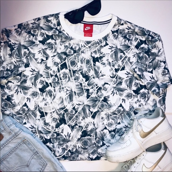 Nike black and white rose print crop top